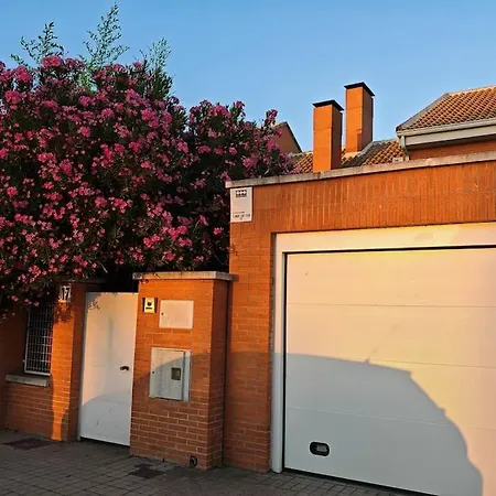 Holiday home Marel Valladolid Aldeamayor de San Martin