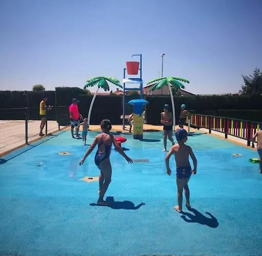 Marel Valladolid בית נופש